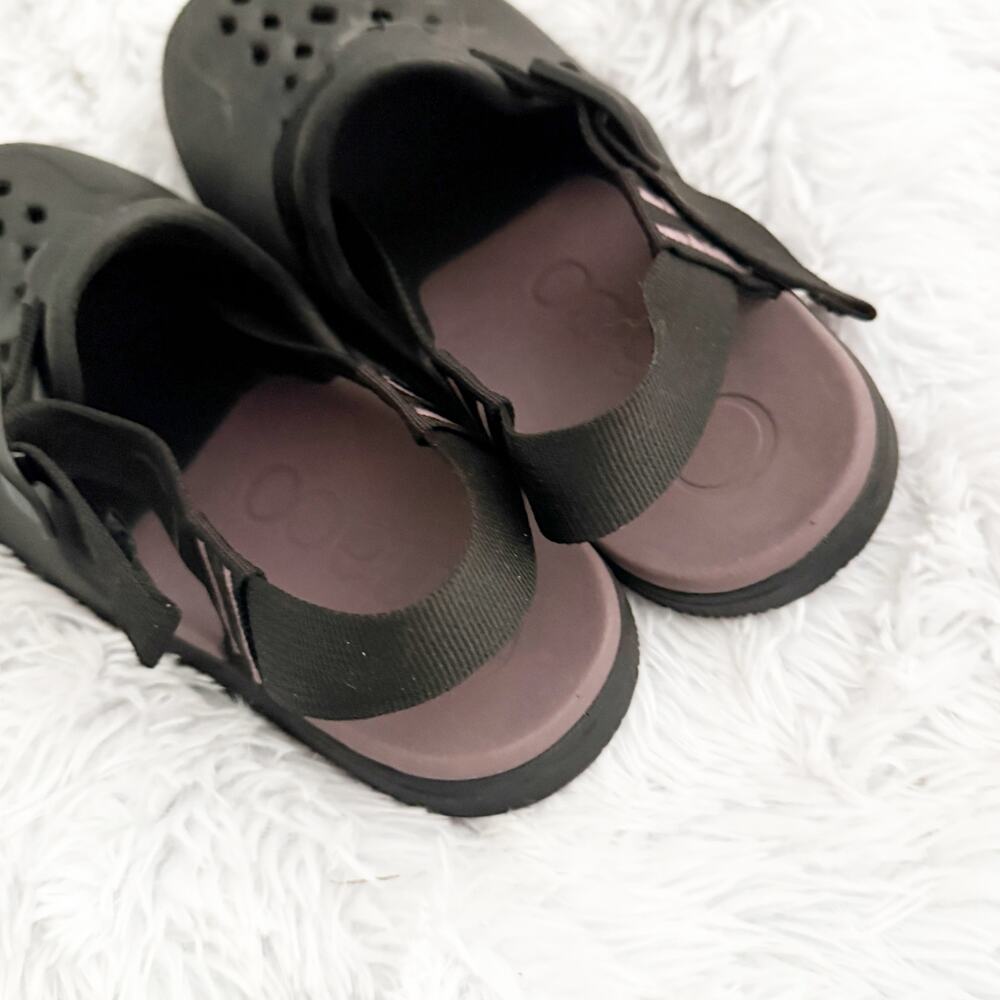 CHACO | Chillos Clog Black Purple Rubber Vent Slingback Adjustable | Size 8 - Picture 4 of 6